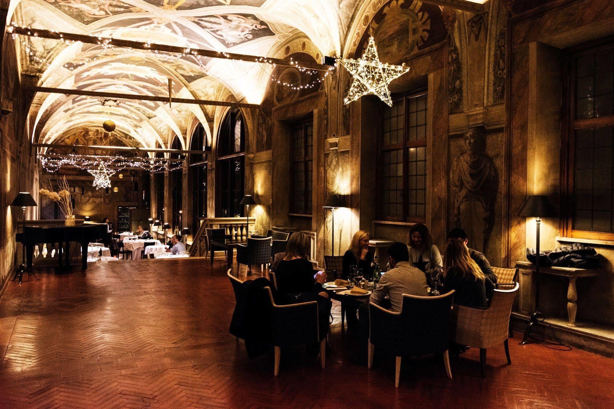 Hotel Columbus Рим Екстериор снимка