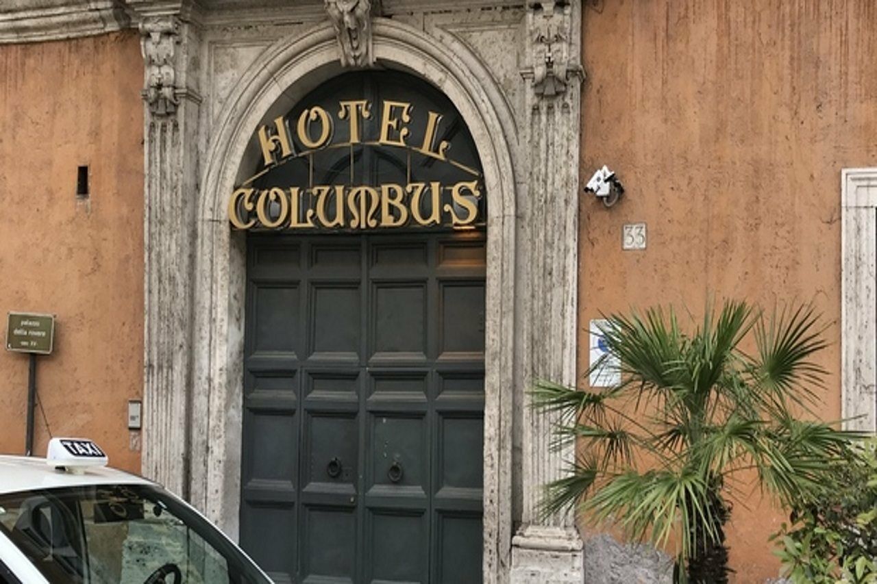 Hotel Columbus Рим Екстериор снимка